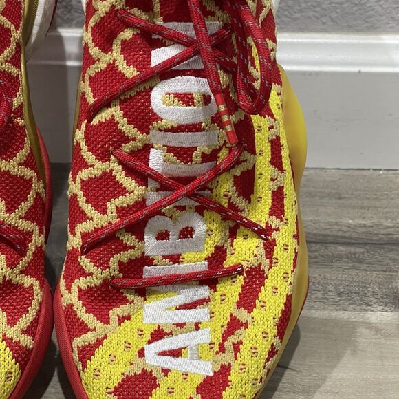 Adidas x Pharrell Williams Shoes Crazy BYW Size 8 Boost EE8688 Chinese New Year - Picture 3 of 12